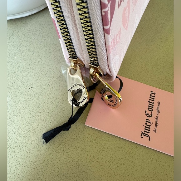 NWT Juicy Couture Blush Girls Just Wanna Have Fun Double Zip Around Wallet - Picture 2 of 6